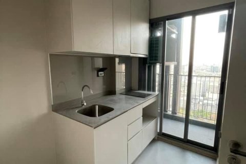 Studio in the Condo in Bangkok, Thailand  № 148915 - photo 2