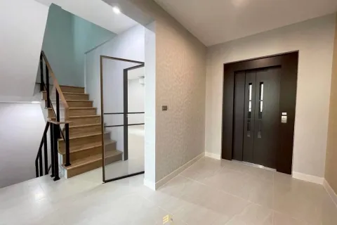 Дом в Суан Луанге, Бангкок, Таиланд с 3 спальнями  № 148918 - фото 7