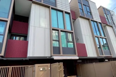 House in Suan Luang, Bangkok, Thailand 3 bedrooms № 148918