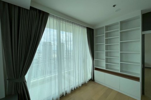 Condo in Sathon, Bangkok, Thailand, 3 bedrooms № 168859 - photo 12