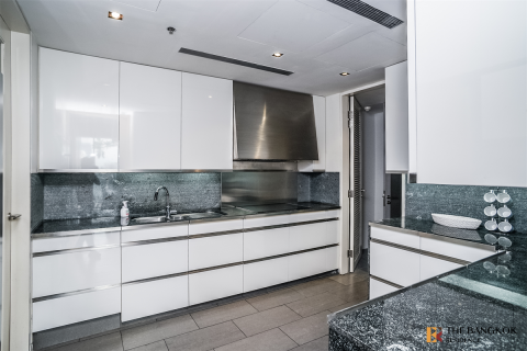 Condo à Bangkok, Thaïlande, 3 chambres № 185799 - photo 8