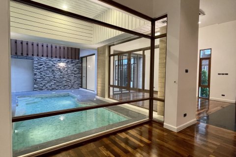 Дом в Ваттхане, Бангкок, Таиланд с 4 спальнями  № 148606 - фото 4