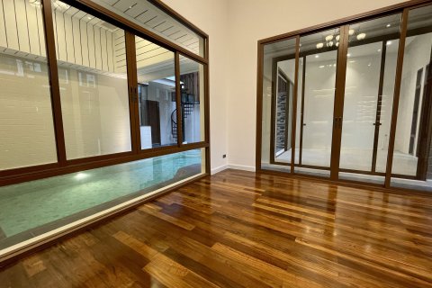 Дом в Ваттхане, Бангкок, Таиланд с 4 спальнями  № 148606 - фото 8