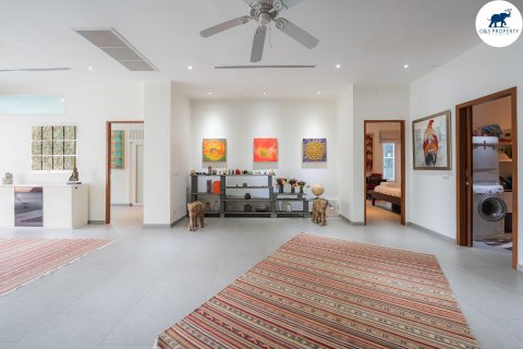 Condo in Kathu, Thailand, 2 bedrooms  № 148608 - photo 4