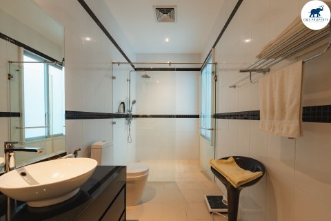 Condo in Kathu, Thailand, 2 bedrooms  № 148608 - photo 10