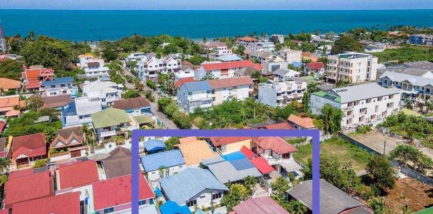 Maison à Hua Hin, Thaïlande 5 chambres № 148605