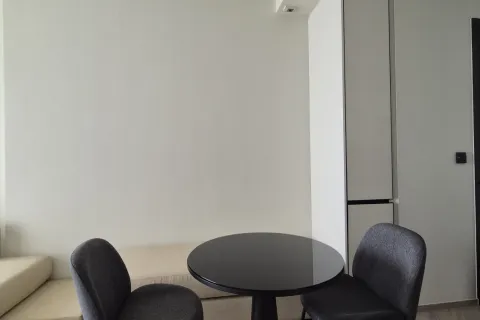 Кондоминиум с 2 спальнями в Кхлонг Сане, Бангкок, Таиланд № 148369 - фото 3