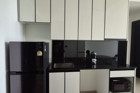 Кондоминиум с 2 спальнями в Кхлонг Сане, Бангкок, Таиланд № 148369 - фото 4