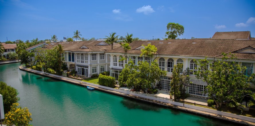 Duplex à Phuket, Thaïlande 3 chambres № 137720