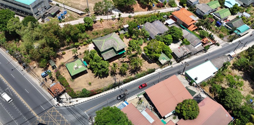 House in Phuket, Thailand 4 bedrooms № 137719