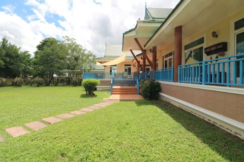 Maison à Sakon Nakhon, Thaïlande 4 chambres № 137721 - photo 9