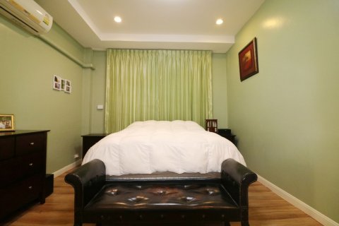 Maison à Sakon Nakhon, Thaïlande 4 chambres № 137721 - photo 20