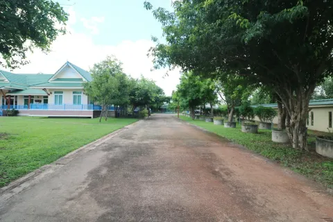 Maison à Sakon Nakhon, Thaïlande 4 chambres № 137721 - photo 2