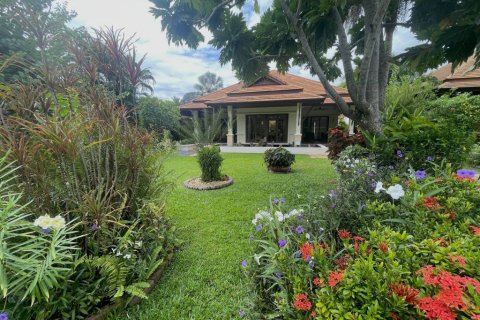 Вилла в Хуа Хине, Таиланд с 3 спальнями  № 135290 - фото 1