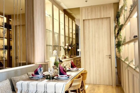 Condo in Bangkok, Thailand, 2 bedrooms  № 135293 - photo 3