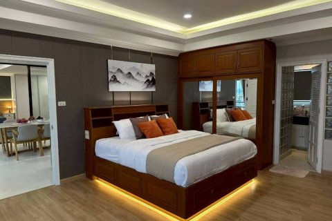 Condo in Bang Lamung, Thailand, 2 bedrooms  № 135292 - photo 8