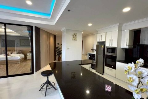 Condo in Bang Lamung, Thailand, 2 bedrooms  № 135292 - photo 5