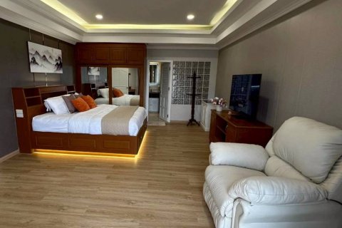 Condo in Bang Lamung, Thailand, 2 bedrooms  № 135292 - photo 9