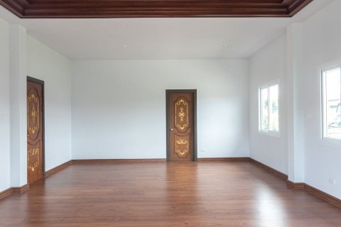 House in Hang Dong, Thailand 5 bedrooms № 138211 - photo 21