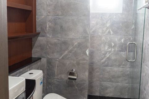 House in Hang Dong, Thailand 5 bedrooms № 138211 - photo 23