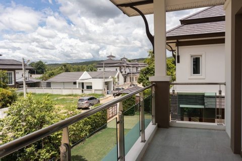 House in Hang Dong, Thailand 5 bedrooms № 138211 - photo 5