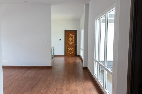 House in Hang Dong, Thailand 5 bedrooms № 138211 - photo 22
