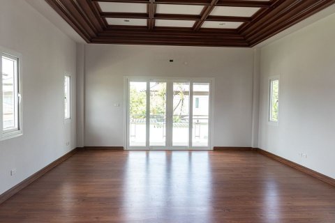 House in Hang Dong, Thailand 5 bedrooms № 138211 - photo 15