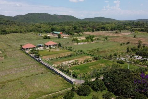 Земельный участок в Лампхуне, Таиланд  № 162550 - фото 6