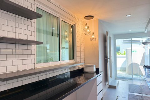 House in Phuket, Thailand 4 bedrooms № 162041 - photo 16