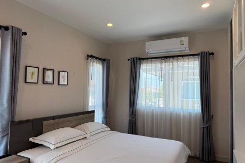 House in Phuket, Thailand 4 bedrooms № 162041 - photo 19