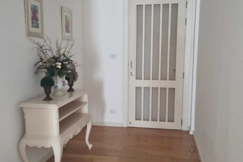 Condo in Hua Hin, Thailand, 4 bedrooms  № 167534 - photo 4