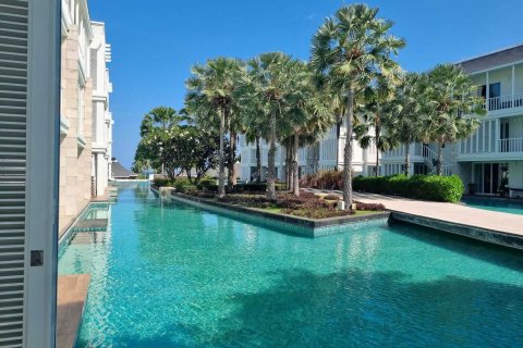Condo in Hua Hin, Thailand, 4 bedrooms  № 167534 - photo 15