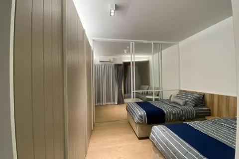 Studio dans le Condo à Pathum Wan, Bangkok, Thaïlande № 167536 - photo 2