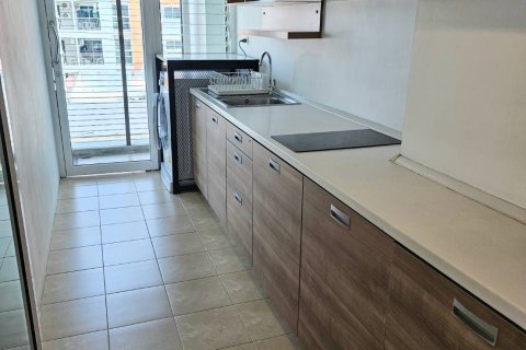 Кондоминиум с 2 спальнями в Кхлонг Сане, Бангкок, Таиланд № 167537 - фото 3