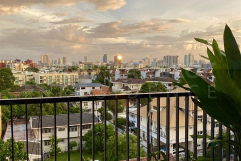 Condo in Bangkok, Thailand, 2 bedrooms № 185267