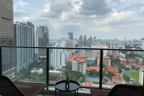 Condo in Bangkok, Thailand, 2 bedrooms  № 180375 - photo 13