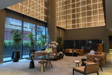 Condo in Bangkok, Thailand, 2 bedrooms  № 180375 - photo 17