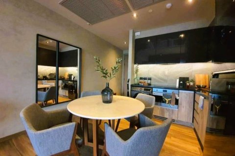 Condo in Bangkok, Thailand, 2 bedrooms  № 180375 - photo 5