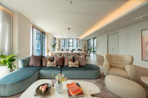 Penthouse in Bangkok, Thailand 4 bedrooms № 180377 - photo 9
