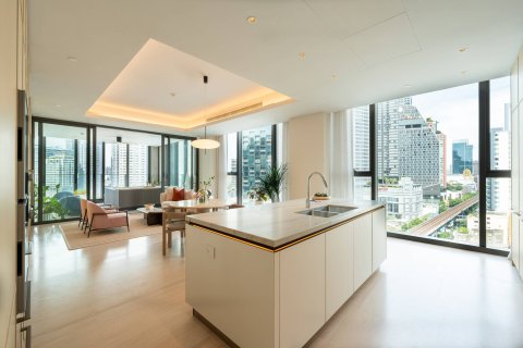 Penthouse in Bangkok, Thailand 4 bedrooms № 180377 - photo 19