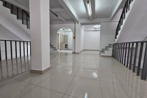 Centre commercial à Bang Kho Laem, Bangkok, Thaïlande № 167971 - photo 11