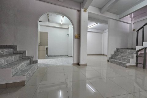 Centre commercial à Bang Kho Laem, Bangkok, Thaïlande № 167971 - photo 12