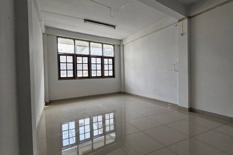 Centre commercial à Bang Kho Laem, Bangkok, Thaïlande № 167971 - photo 14