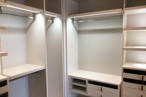 Condo à Sathon, Bangkok, Thaïlande, 2 chambres  № 167973 - photo 3