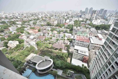 Condo in Bangkok, Thailand, 1 bedroom № 185690 - photo 8