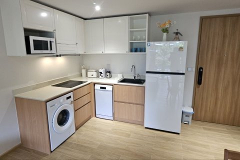 Condo in Phuket, Thailand, 2 bedrooms  № 164049 - photo 3