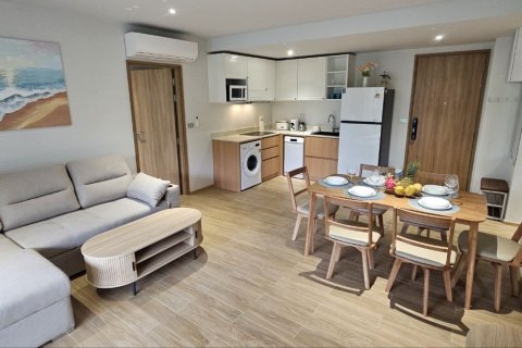 Condo in Phuket, Thailand, 2 bedrooms  № 164049 - photo 2