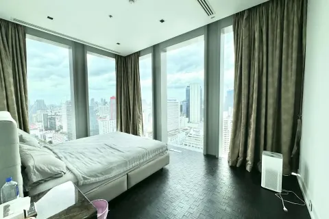 Condo à Bang Rak, Bangkok, Thaïlande, 3 chambres  № 164052
