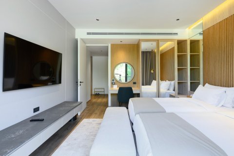 Condo in Phuket, Thailand, 2 bedrooms № 164054 - photo 12