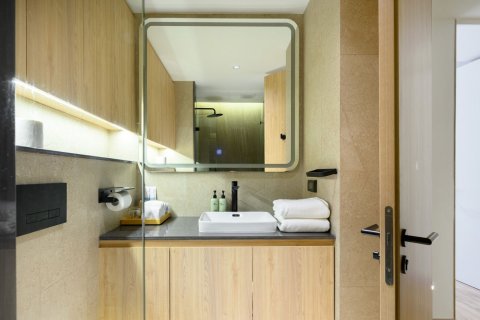 Condo in Phuket, Thailand, 2 bedrooms № 164054 - photo 17